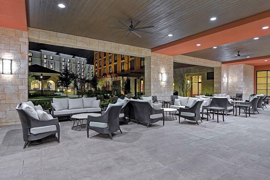 Home2 Suites by Hilton Orlando Flamingo Crossings