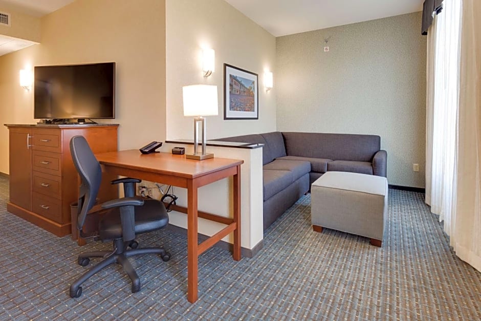 Drury Plaza Hotel St. Louis St. Charles