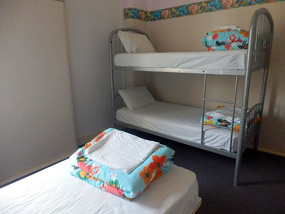 Thomas's Catlins Lodge and Camp Ground