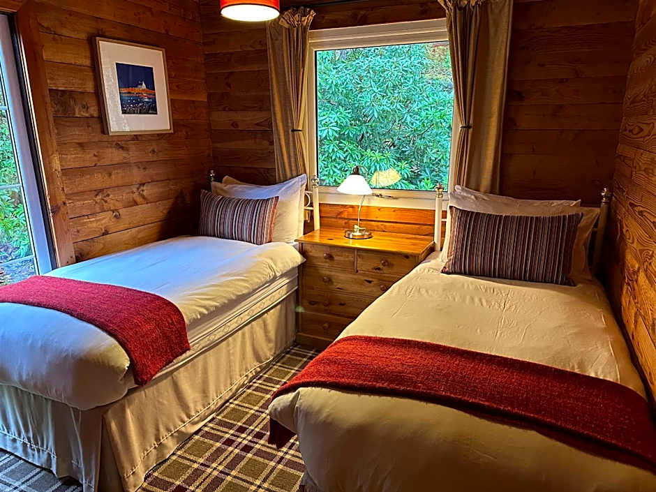 Pucks Glen Lodges - Cosy Lodges in a Woodland Setting