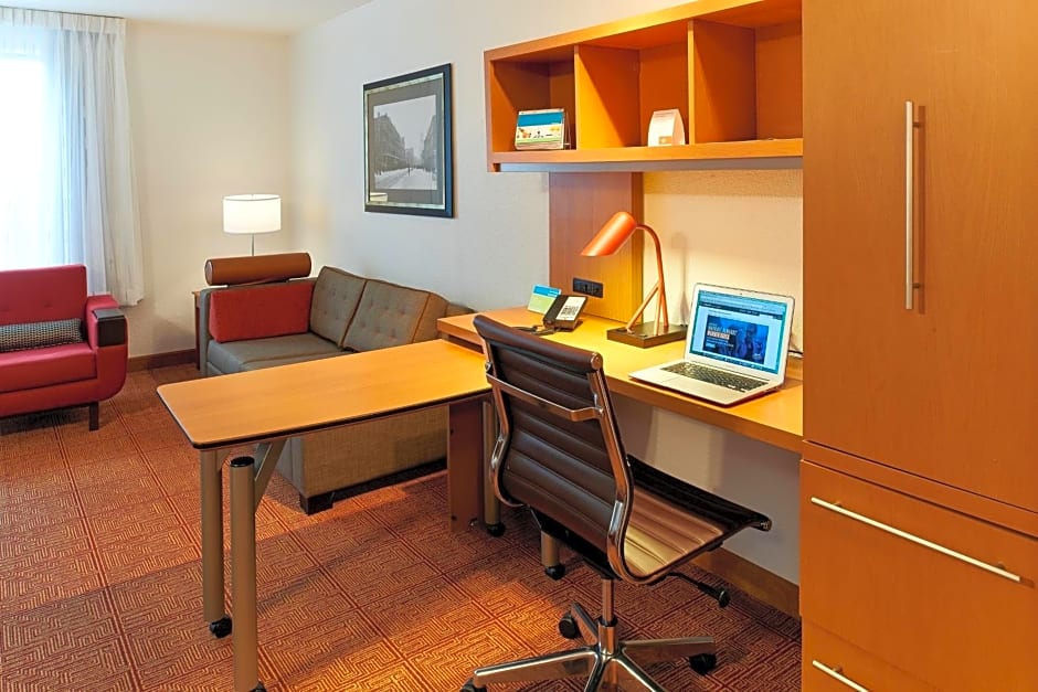 TownePlace Suites by Marriott Minneapolis Downtown/North Loop
