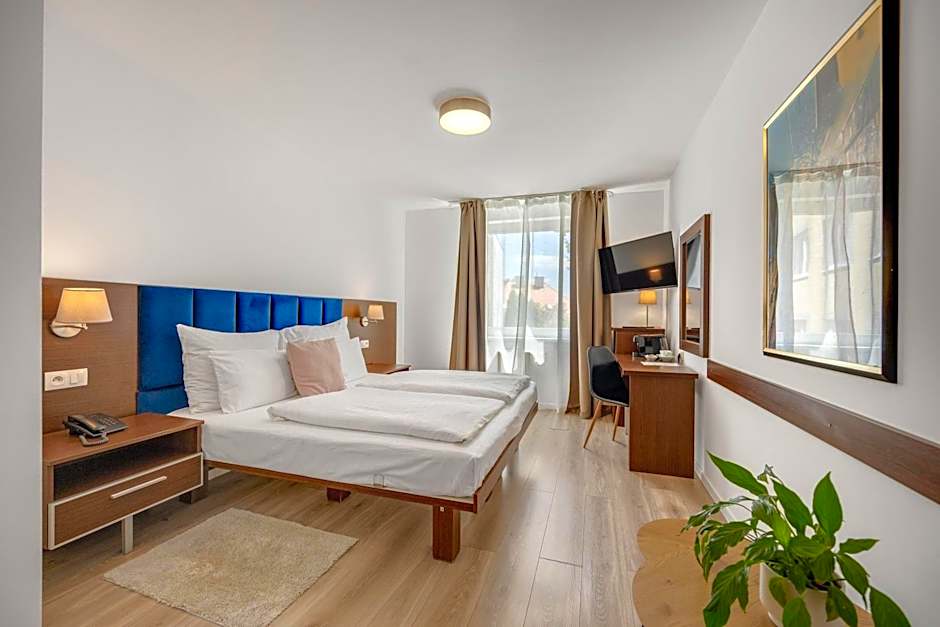 Hotel Antares