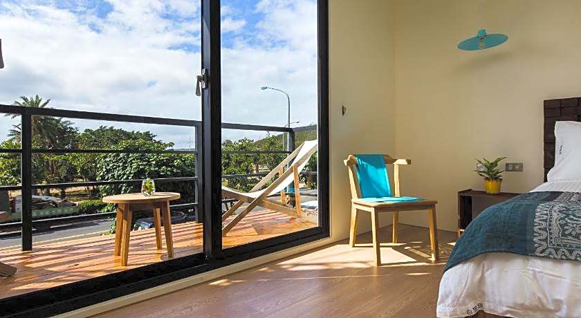 Nanwan Haku Beach Days Inn