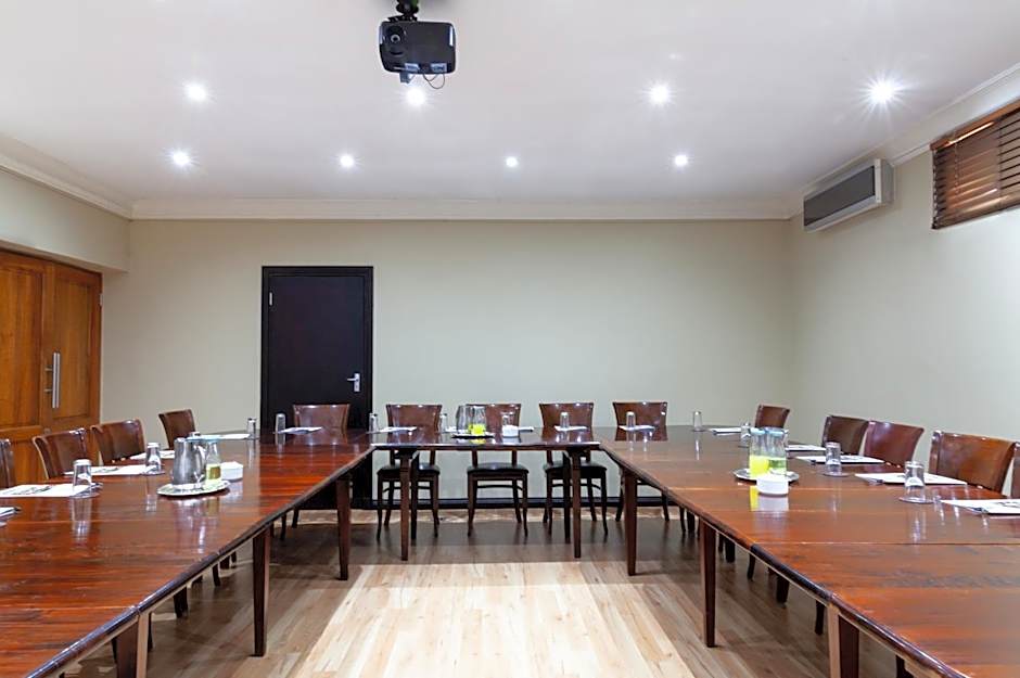 InnJoy Boutique Hotel