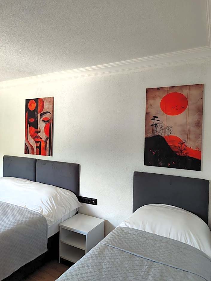 Photo 1 of 3 of Quadruple Room with Private Bathroom