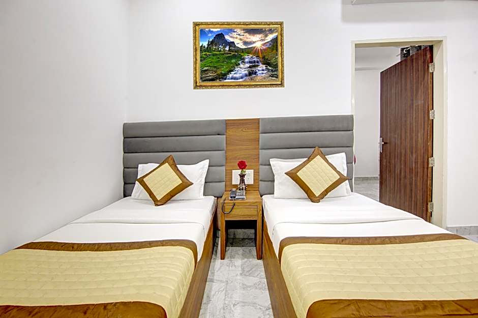 Hotel S B INN @ PAHARGANJ