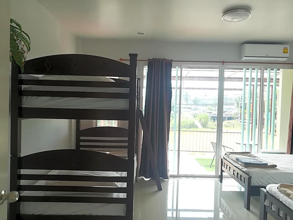 Mae Pon Hostel
