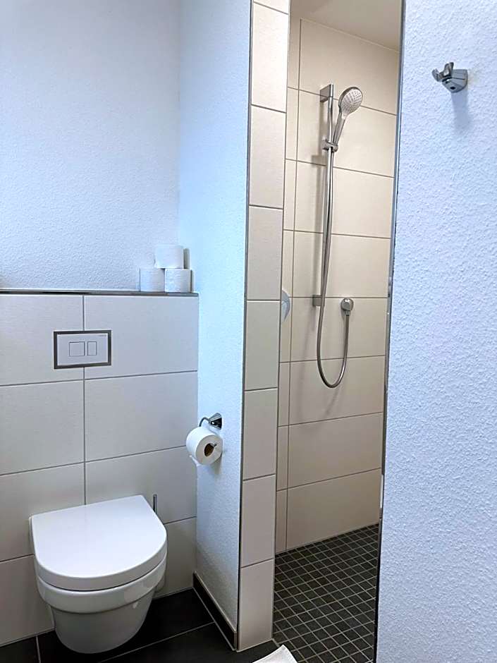 Longhouse Aparthotel