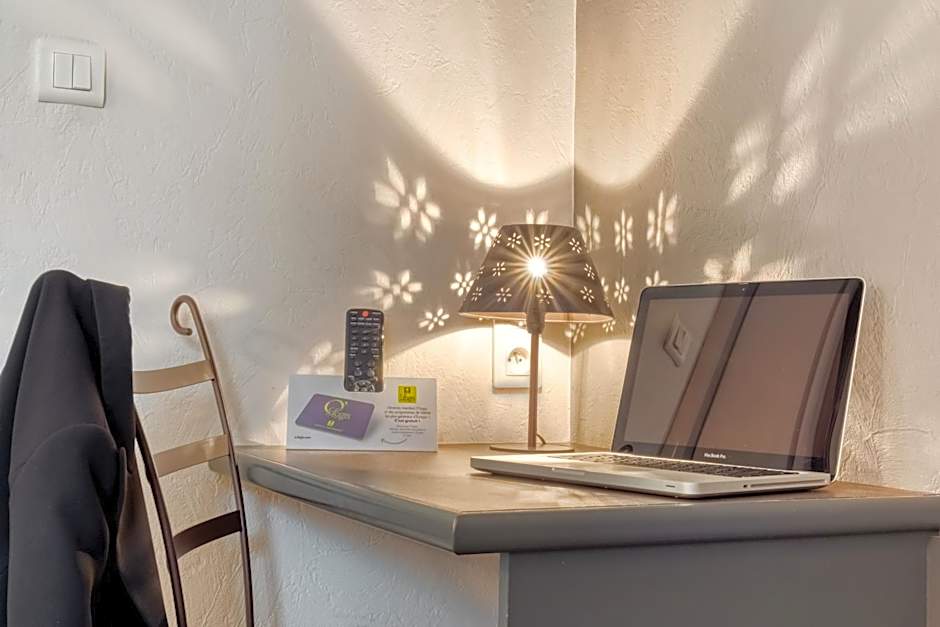 Logis Hôtel Les II Mas - Perpignan Sud