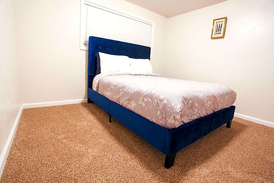 The Diamond at Kingston East