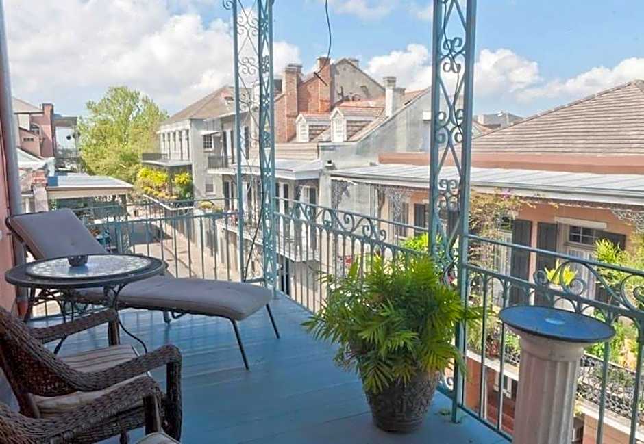 The Saint Philip Hotel