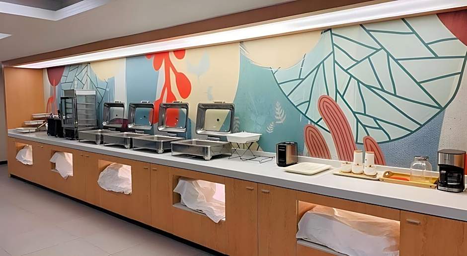 Hanting Hotel Guangzhou Sanyuanli Metro Station