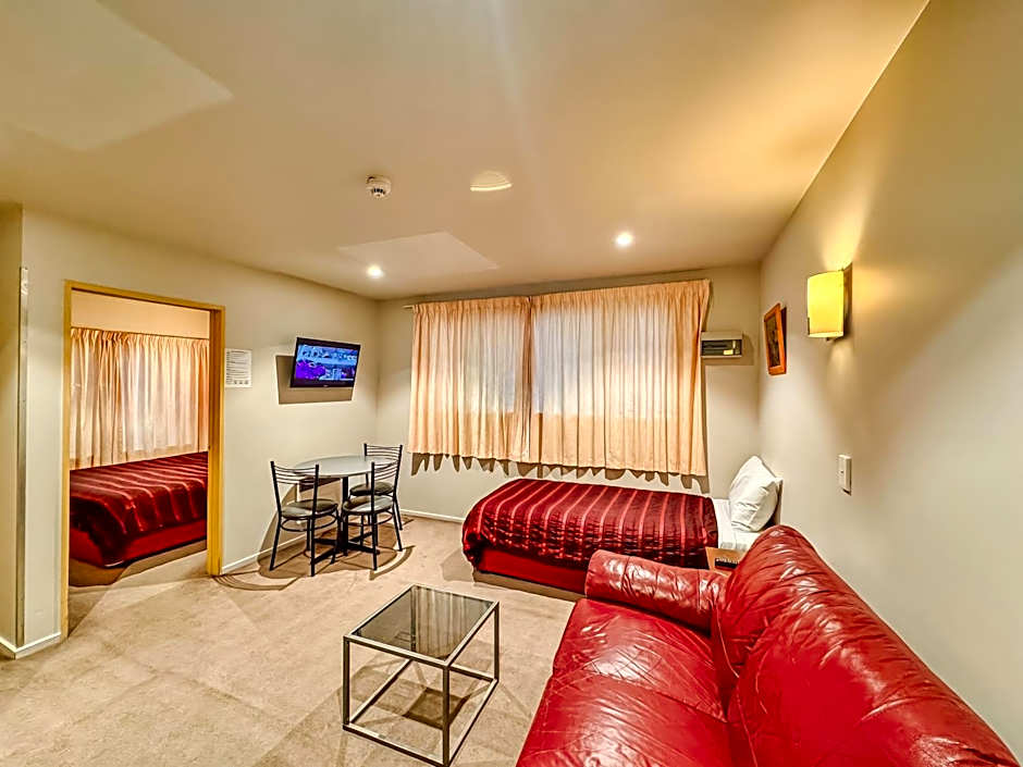 Bealey Avenue Motel