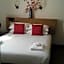 Burkes Hotel Motel