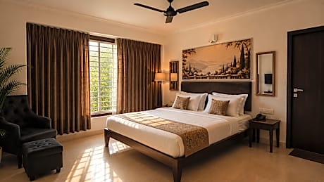 Arotel Rooms & Suites