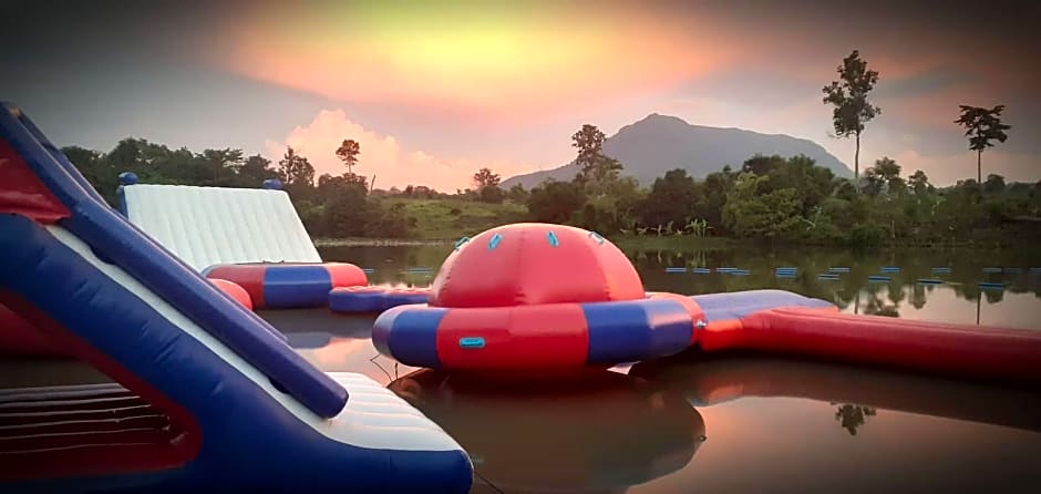 Fandee Island - Tad Lo - Bolaven Loop Pakse