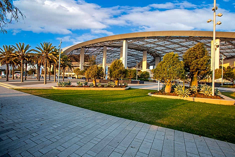 Super 8 By Wyndham Inglewood/LAX