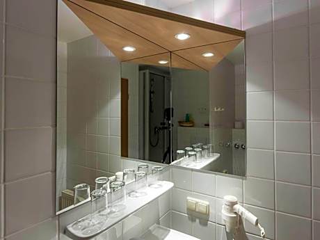 Comfort Single Room