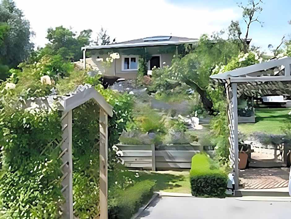 Olde Mill House Bed & Breakfast and Cycle Hire