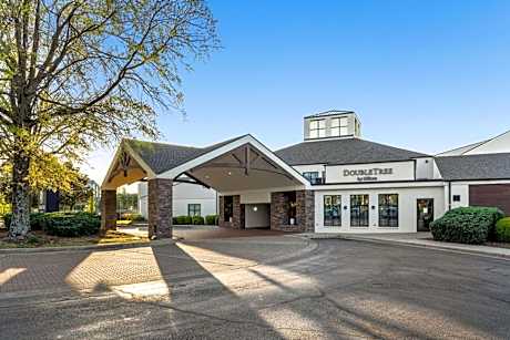 DoubleTree Suites by Hilton Hotel Huntsville South