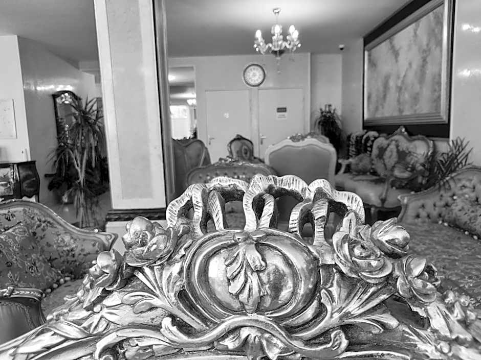 HOTEL ROYAL Paris Ivry