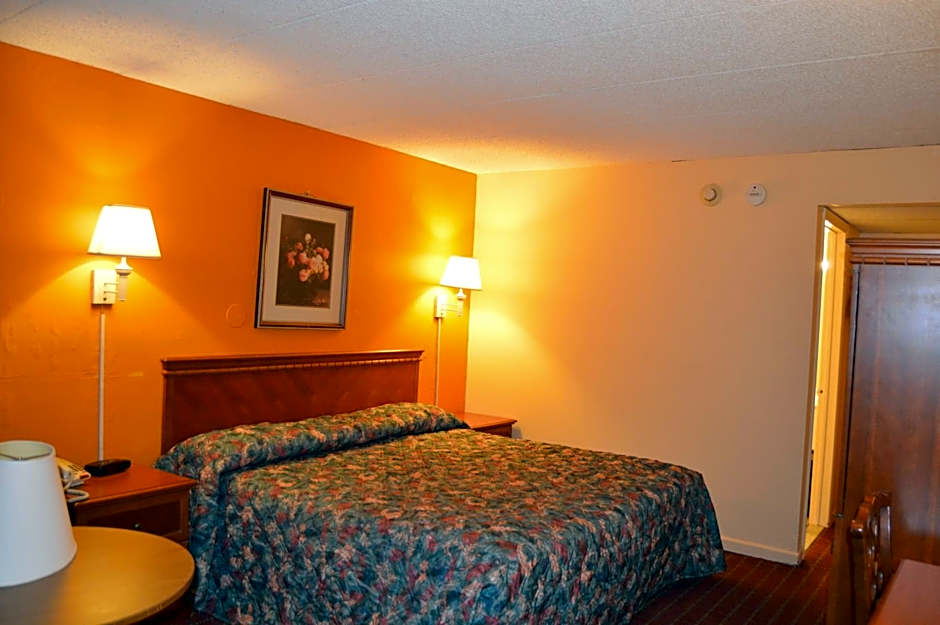 Travelers Inn