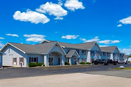 Baymont by Wyndham Marinette