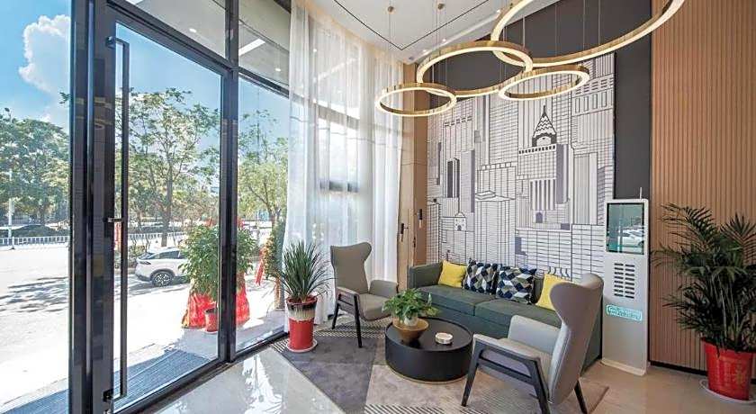 City Comfort Inn Ezhou Wuyue Plaza