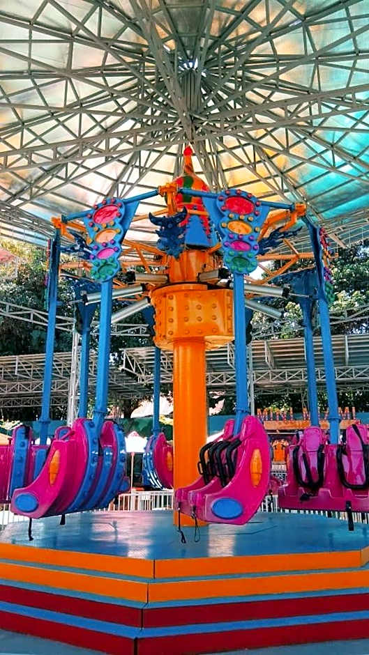 Grand Town Hotel Mandai