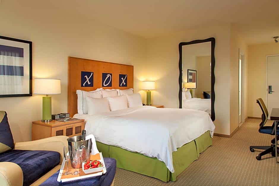 Renaissance Walnut Creek Hotel