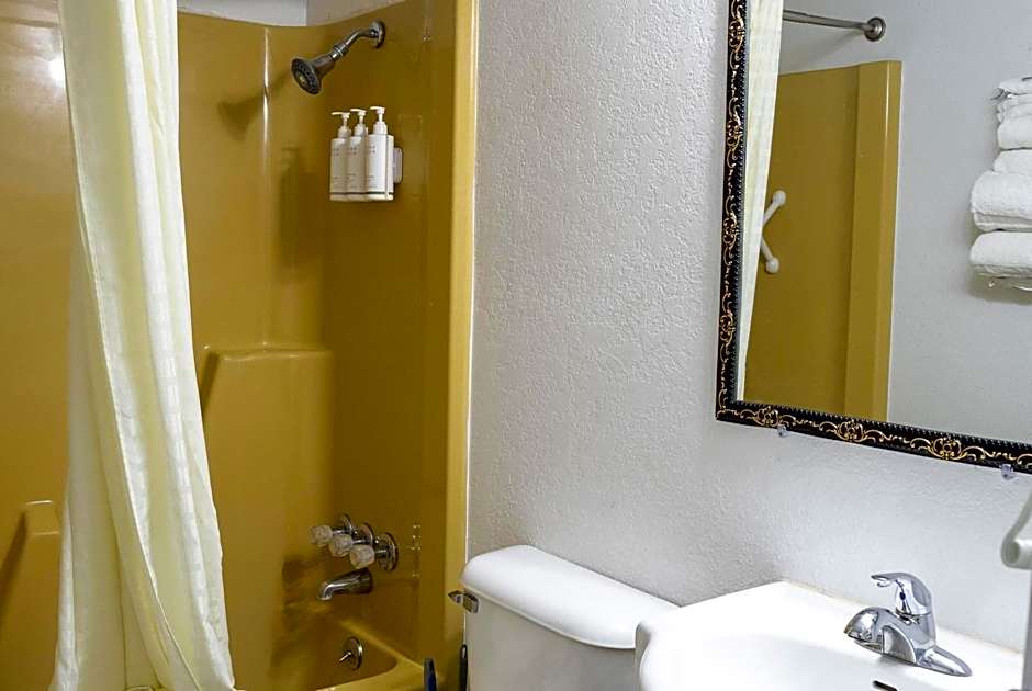 Super 8 by Wyndham Newcastle