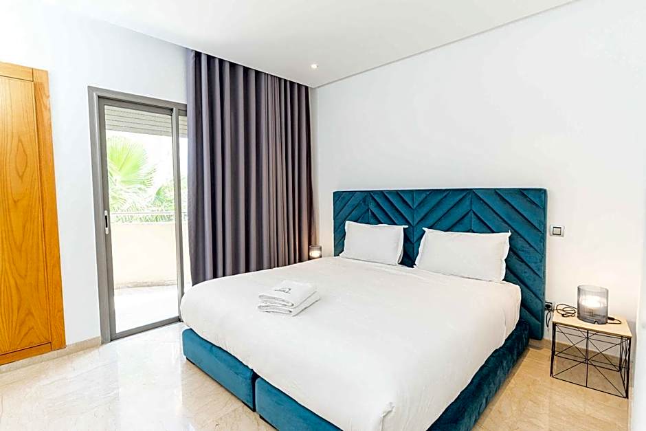 Garden View and Terrace 3BR - AppartAli Luxury Platform