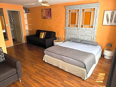 Standard Family Room