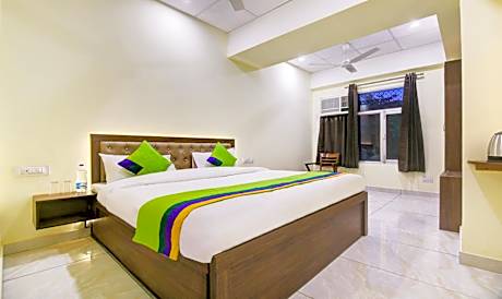 Itsy Hotels Oasis Inn