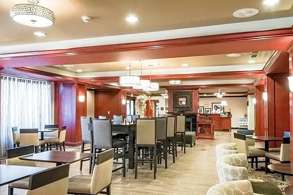 Hampton Inn By Hilton Montgomery-South-Airport