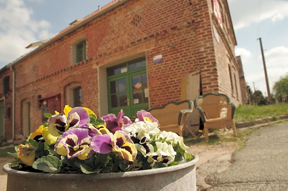 Stützpunkt Trebitz - Gästezimmer am Europaradweg R1