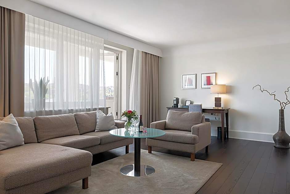 Elite Park Avenue Hotel