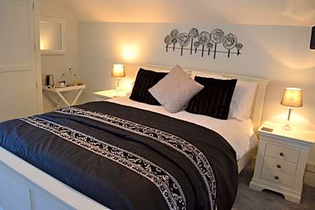 King Room with Valley View