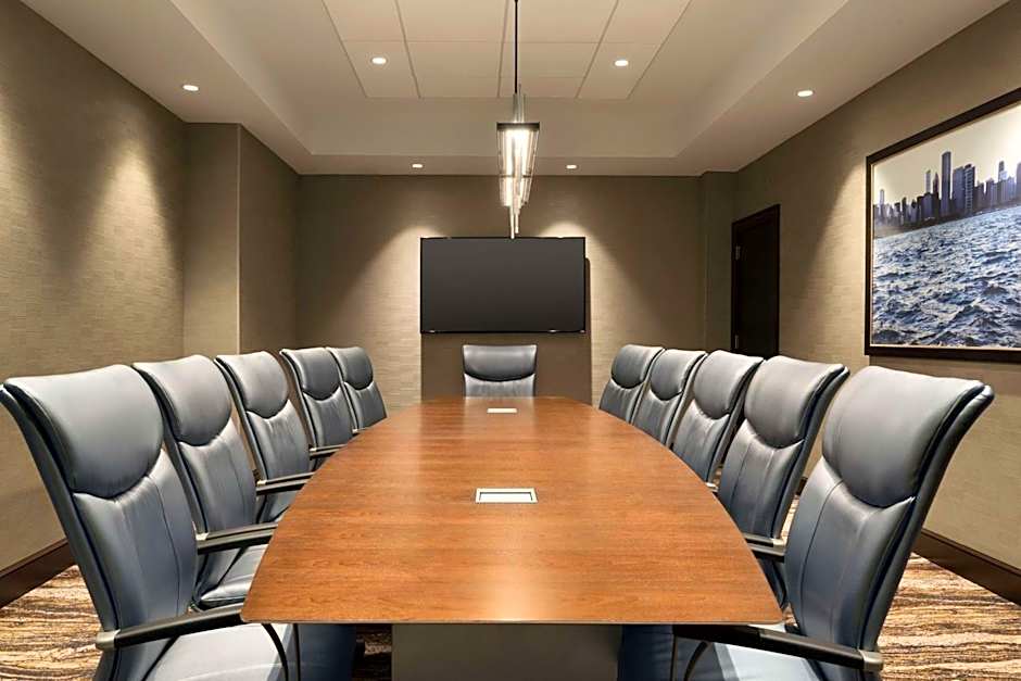 Embassy Suites By Hilton Hotel Chicago-Lombard/Oak Brook