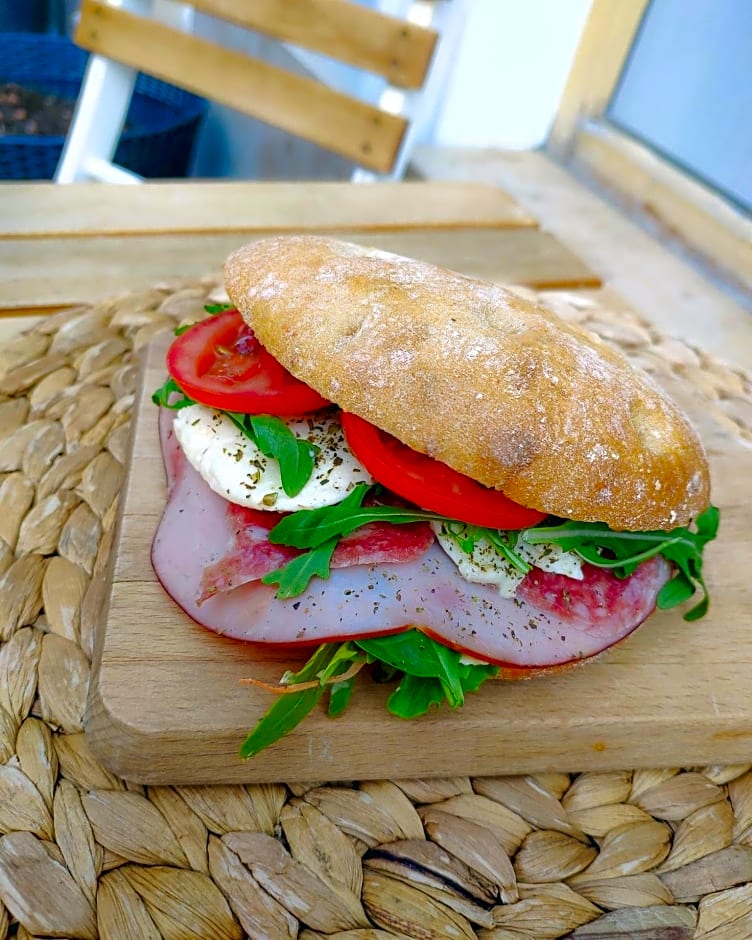 JAM Luxury Apartment