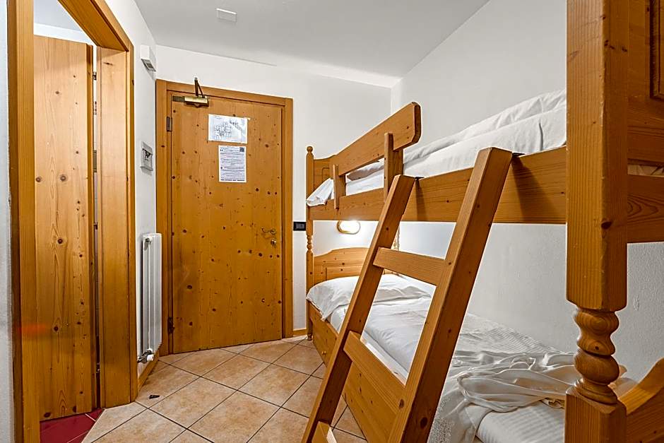 Aparthotel Majestic