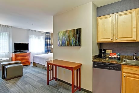 1 Queen Studio Suite-Mobility Acc-Tub-350 Sf Free Breakfast