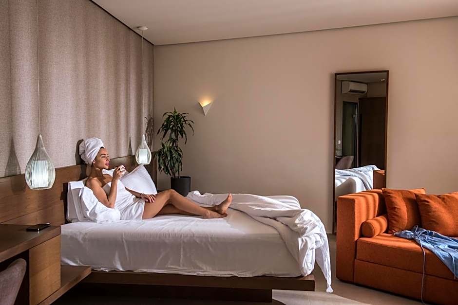 Metropole Urban Hotel