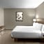 AC Hotel by Marriott Lansing University Area