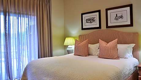 Standard Double or Twin Room with Garden View