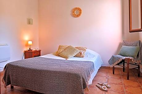 One-Bedroom Vacation Home (4 Adults)