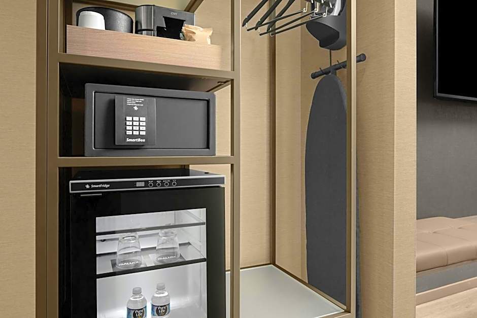 AC Hotel by Marriott Lansing University Area