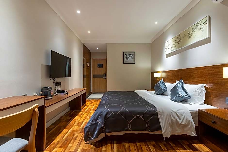 Chonpines Hotel·Jining Railway Station Wanda Plaza