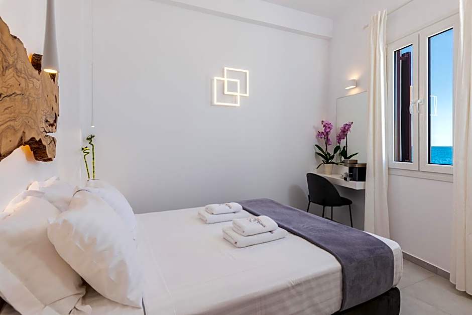 Sunset Paraportiani Rooms