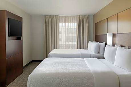 Studio Suite with Two Queen Beds and Sofa Bed - Mobility/Hearing Accessible